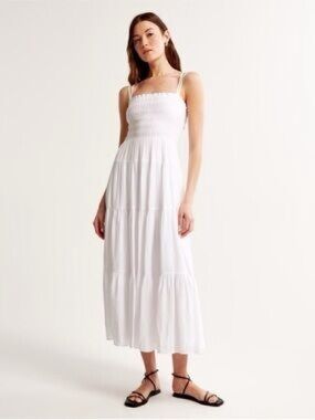 A&F White Smocked Midi Dress with Spaghetti Straps size M Tall